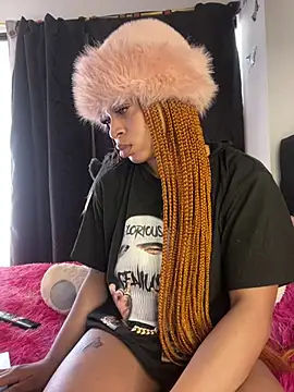 Melany Williams online show from 04-13-26, 01:37