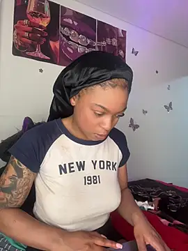 Snapshot of Melany_Williams chatting on 06-15-26, 03:23 Melany Williams online show from 06-15-26, 03:23