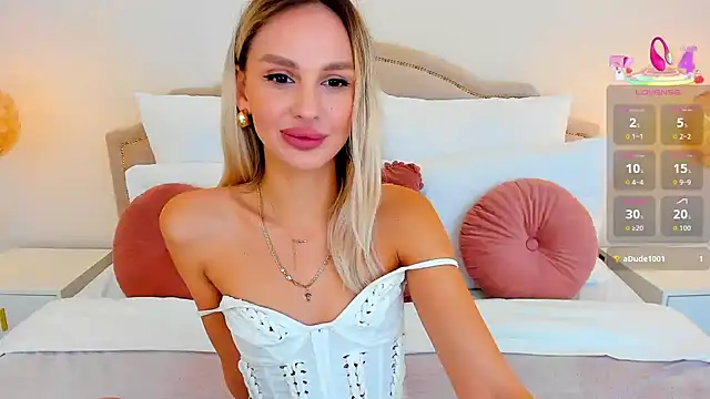 MissLoou online show from 10-17-25, 05:33