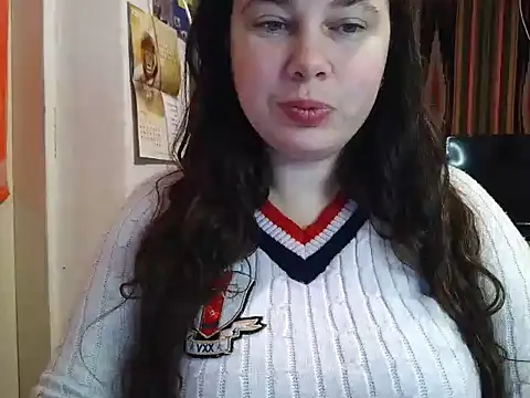 Cora Maro online show from 11-15-25, 03:10