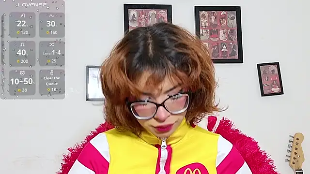 RoxaneEvans  online show from 04-06-26, 08:32