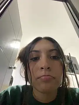 Snapshot of Emelie_Ch1 chatting on 03-02-25, 02:41 Emelie Ch1 online show from 03-02-25, 02:41