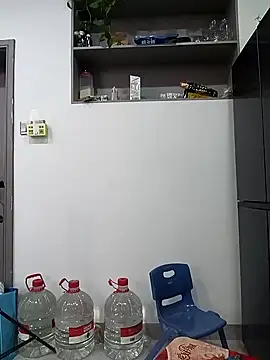 Snapshot of AHL756 chatting on 02-15-25, 07:27 AHL756 online show from 02-15-25, 07:27