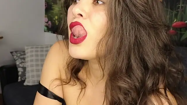 MadameDeFeu online show from 09-17-25, 10:39