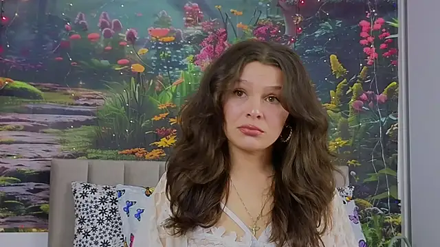 MadameDeFeu online show from 03-06-25, 08:41