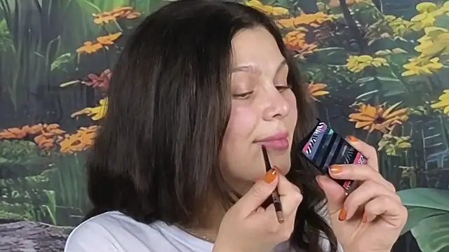 MadameDeFeu online show from 10-25-25, 12:04