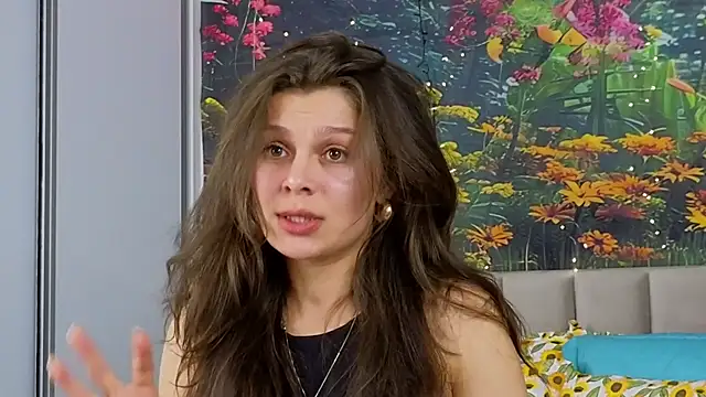 MadameDeFeu online show from 02-17-25, 12:38