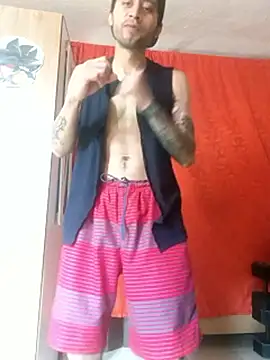 Snapshot of Mich_Stev9524 chatting on 02-18-26, 04:47 Mich Stev9524 online show from 02-18-26, 04:47