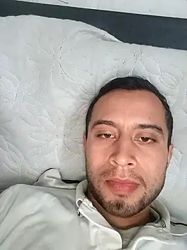 Snapshot of Mich_Stev9524 chatting on 11-15-25, 02:54 Mich Stev9524 online show from 11-15-25, 02:54