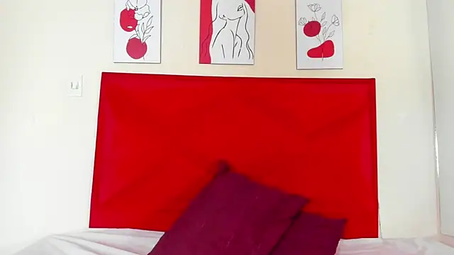 DakotaHoland online show from 06-10-26, 12:45