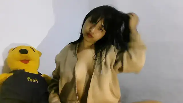 DakotaHoland online show from 04-18-26, 01:41