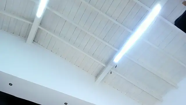 AbigailWilliams  online show from 10-06-25, 11:11