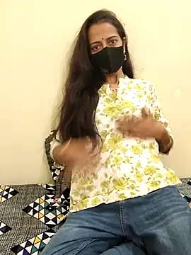 indian yourshreya69 online show from 10-17-25, 05:33