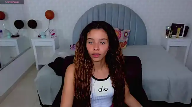 Snapshot of charlotte_0309 chatting on 01-08-25, 12:06 charlotte 0309 online show from 01-08-25, 12:06