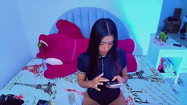 charlotte 0309 online show from 12-02-25, 11:06