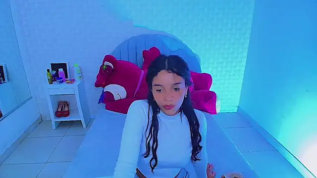 charlotte 0309 online show from 03-26-26, 01:42