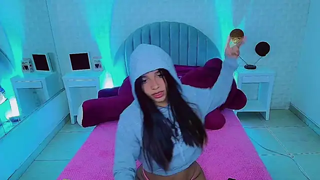 charlotte 0309 online show from 02-13-26, 05:07