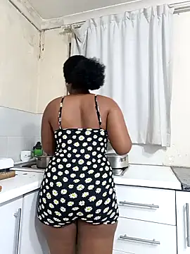 SexyHipsStar online show from 12-18-25, 07:50