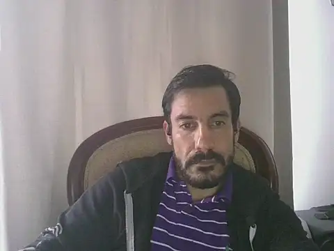 elkike1980 online show from 06-10-26, 02:07