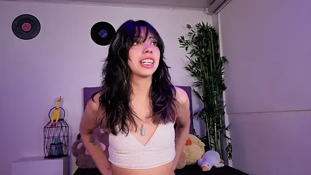 Nyx nayla online show from 09-13-25, 04:01