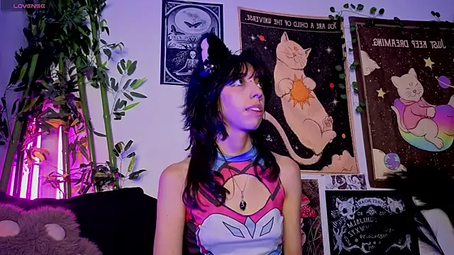 Snapshot of Nyx_nayla chatting on 06-08-26, 01:28 Nyx nayla online show from 06-08-26, 01:28