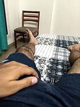 Snapshot of playboy_30 chatting on 10-26-25, 04:40 playboy 30 online show from 10-26-25, 04:40