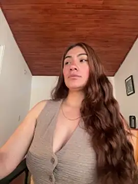 Snapshot of emmily_d chatting on 06-09-26, 07:04 emmily d online show from 06-09-26, 07:04