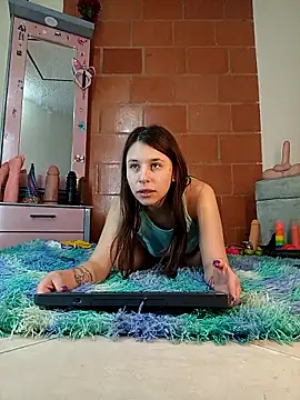 Snapshot of RubyEmerald chatting on 02-09-26, 03:04 RubyEmerald online show from 02-09-26, 03:04