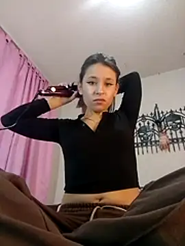 RubyEmerald online show from 11-26-25, 02:11