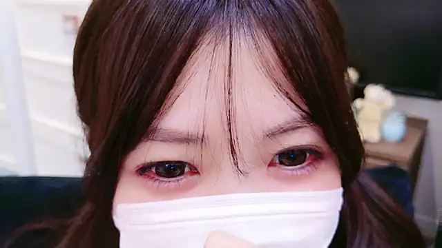 Snapshot of oxo_yuna_oxo chatting on 02-18-25, 03:20 oxo yuna oxo online show from 02-18-25, 03:20
