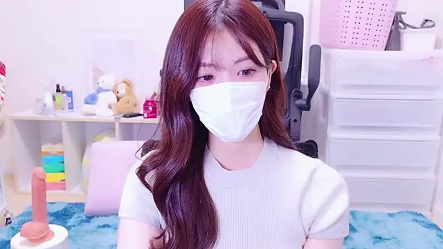 Snapshot of oxo_yuna_oxo chatting on 01-18-25, 02:44 oxo yuna oxo online show from 01-18-25, 02:44