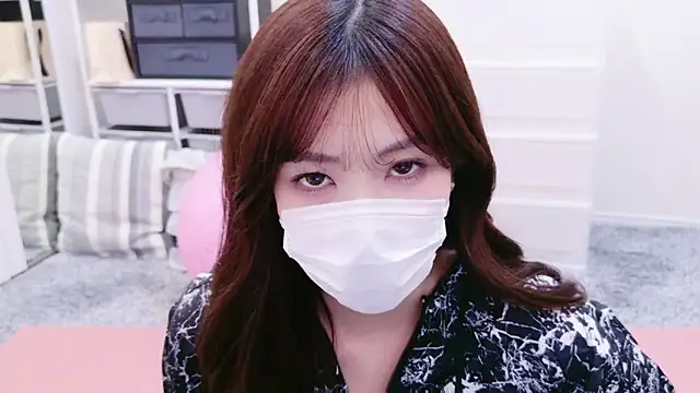 Snapshot of oxo_yuna_oxo chatting on 02-11-25, 11:20 oxo yuna oxo online show from 02-11-25, 11:20