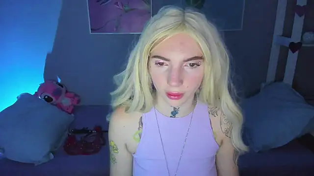 Snapshot of AnneTenet chatting on 01-27-25, 06:09 AnneTenet online show from 01-27-25, 06:09