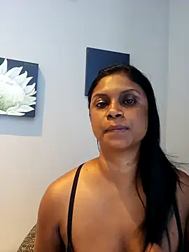 Snapshot of Sensual_indian7 chatting on 02-04-25, 12:22 Sensual indian7 online show from 02-04-25, 12:22