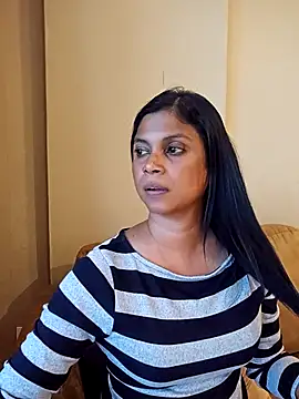 Snapshot of Sensual_indian7 chatting on 03-02-26, 03:52 Sensual indian7 online show from 03-02-26, 03:52