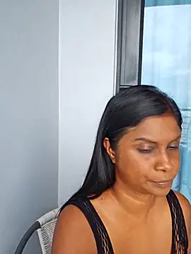 Snapshot of Sensual_indian7 chatting on 02-25-25, 11:32 Sensual indian7 online show from 02-25-25, 11:32