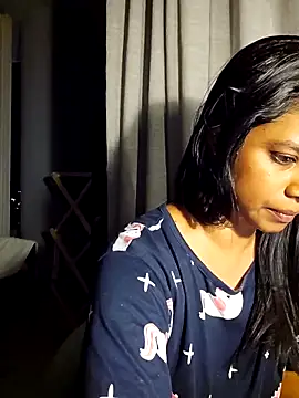 Snapshot of Sensual_indian7 chatting on 02-16-26, 12:31 Sensual indian7 online show from 02-16-26, 12:31