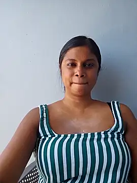 Snapshot of Sensual_indian7 chatting on 02-03-26, 09:47 Sensual indian7 online show from 02-03-26, 09:47