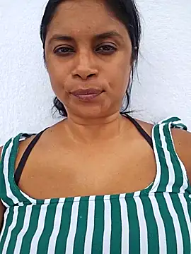 Snapshot of Sensual_indian7 chatting on 02-12-26, 02:06 Sensual indian7 online show from 02-12-26, 02:06