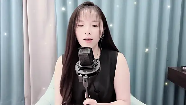 Snapshot of Original-HeartBaby chatting on 10-03-25, 12:39 Original-HeartBaby online show from 10-03-25, 12:39