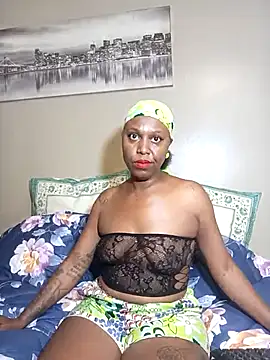 YourDreamLady22 online show from 11-17-25, 11:03