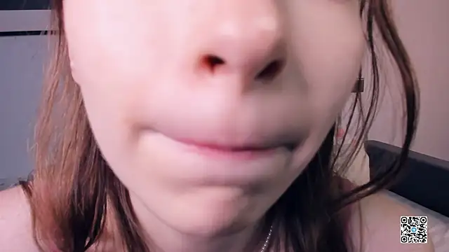 PollyBeev online show from 09-12-25, 07:30