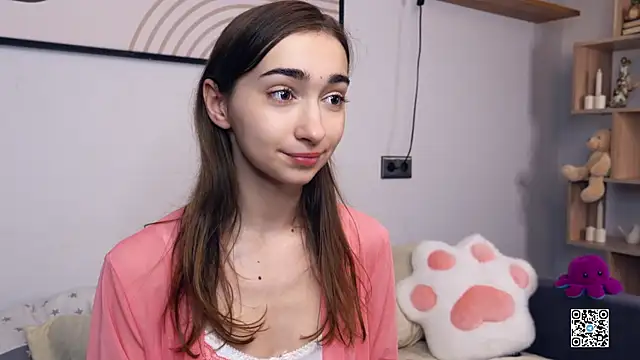 PollyBeev online show from 11-06-25, 07:45