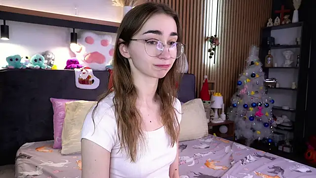 PollyBeev online show from 11-29-25, 07:19