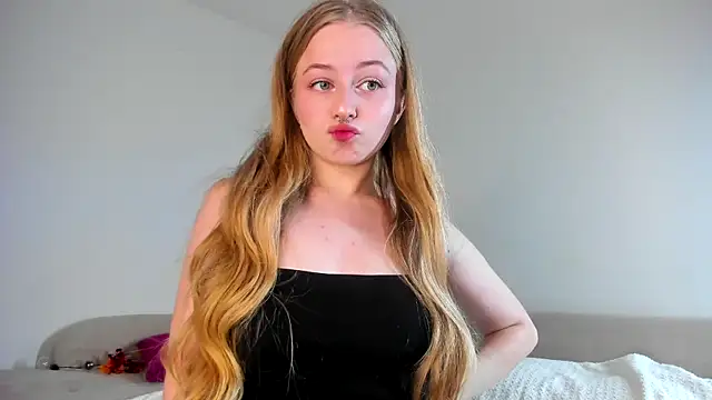 MiaMews online show from 11-27-25, 01:33