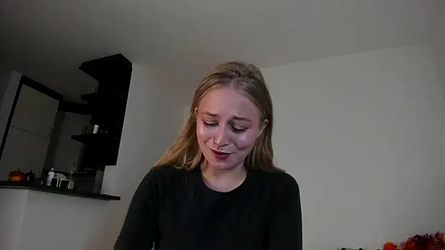 MiaMews online show from 10-16-25, 02:58