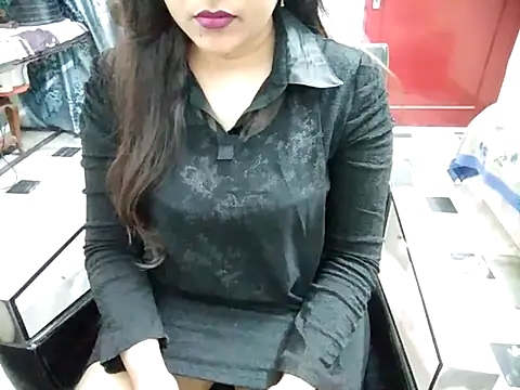 Snapshot of aarushi_sharmaa chatting on 03-02-25, 03:19 aarushi sharmaa online show from 03-02-25, 03:19
