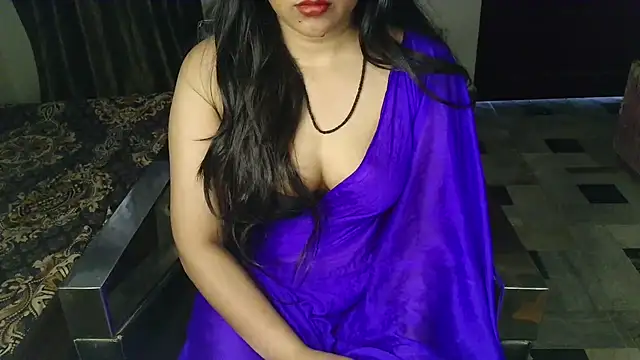 Snapshot of aarushi_sharmaa chatting on 05-21-26, 04:43 aarushi sharmaa online show from 05-21-26, 04:43