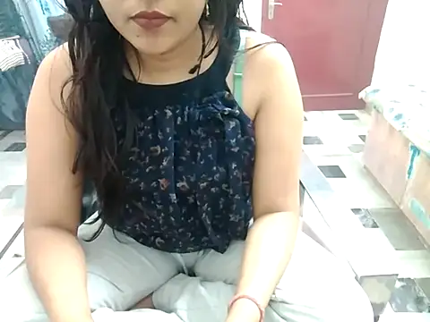 Snapshot of aarushi_sharmaa chatting on 03-15-25, 02:14 aarushi sharmaa online show from 03-15-25, 02:14