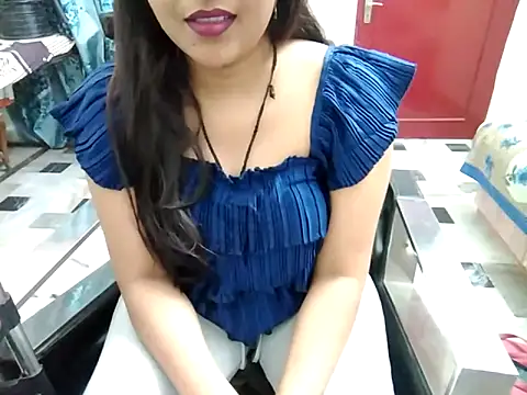 Snapshot of aarushi_sharmaa chatting on 02-26-25, 03:43 aarushi sharmaa online show from 02-26-25, 03:43